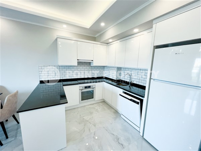 Two-room apartment with a private garden, 1500 meters from the sea, Avsallar area-id-2245-photo-5