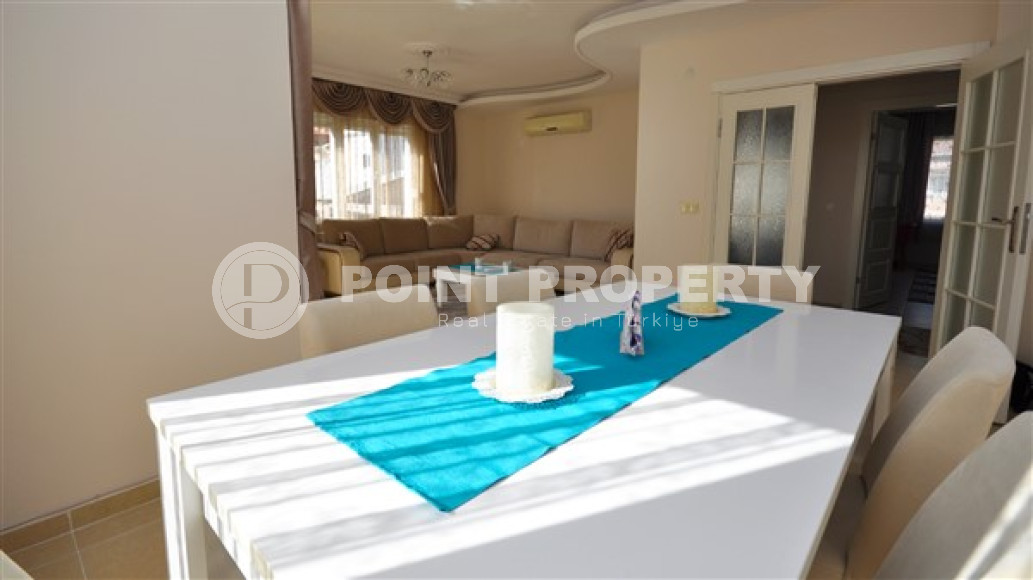 Spacious five-room duplex overlooking the Mediterranean Sea and the Taurus Mountains, large area of 220 m2, Cikcilli area.-id-2248-photo-4