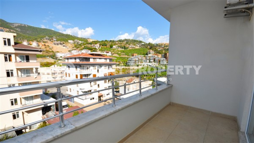 Spacious five-room duplex overlooking the Mediterranean Sea and the Taurus Mountains, large area of 220 m2, Cikcilli area.-id-2248-photo-25