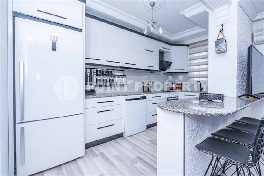 Трехкомнатные апартаменты, 100 м2, с большим  бассейном на территории комплекса, район Джикджилли, Алания-id-2247-фото-3