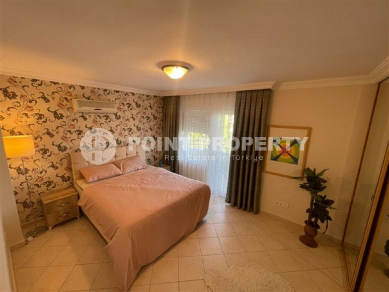 Three-room apartment in a quiet area of Cikcilli with designer renovation, 85 m2.-id-2249-photo-9
