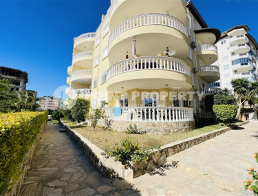 Cozy three-bedroom penthouse, 180m², in a residence with good infrastructure in the Avsallar area-id-2258-photo-2