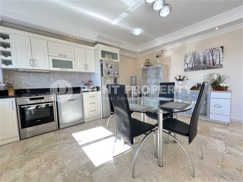 Cozy three-bedroom penthouse, 180m², in a residence with good infrastructure in the Avsallar area-id-2258-photo-8