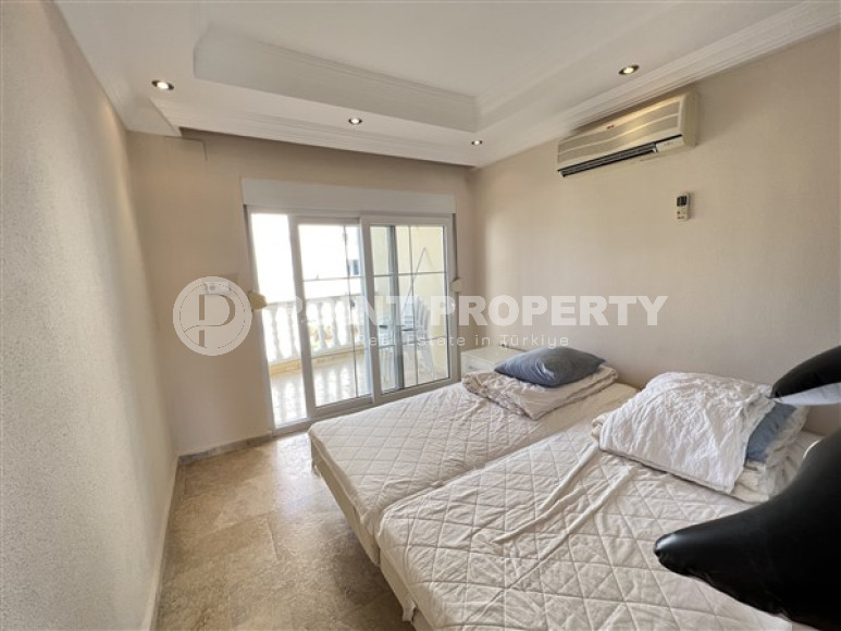 Cozy three-bedroom penthouse, 180m², in a residence with good infrastructure in the Avsallar area-id-2258-photo-14