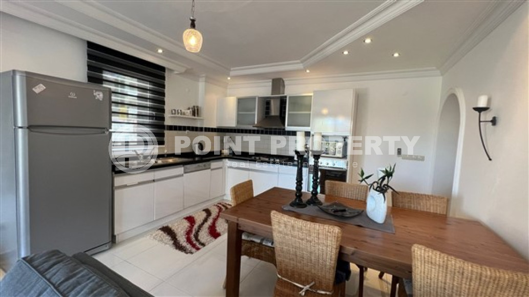 Furnished apartment in the center of the Oba 2+1 district, 110 m², in a complex with developed infrastructure-id-2270-photo-4