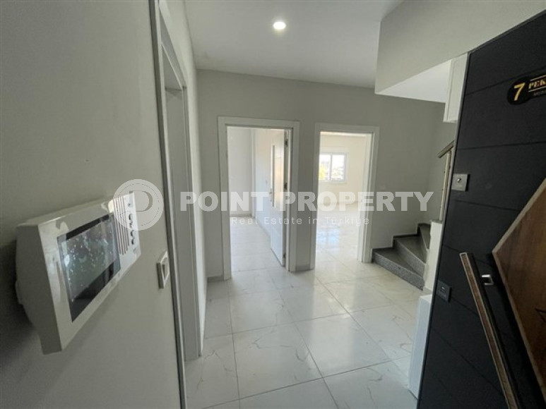 Penthouse 2+1 with separate kitchen, 140m², with stunning views in Avsallar, Alanya-id-2276-photo-2