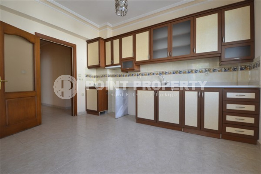 Четырехкомнатная квартира, 155м², в добротном комплексе в центре Алании, в 1700м от моря.-id-2281-фото-5