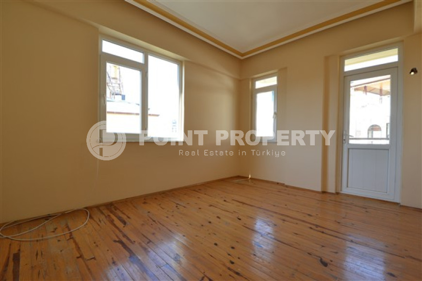 Четырехкомнатная квартира, 155м², в добротном комплексе в центре Алании, в 1700м от моря.-id-2281-фото-10