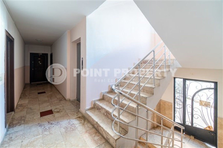 Меблированная квартира с двумя спальнями, 110м² в 100м от моря в районе Тосмур, Алания-id-2283-фото-6