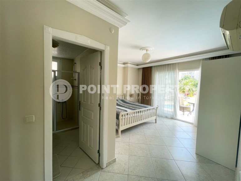 Меблированная трехкомнатная квартира с видом на горы в районе Алании Тосмур-id-1189-фото-37