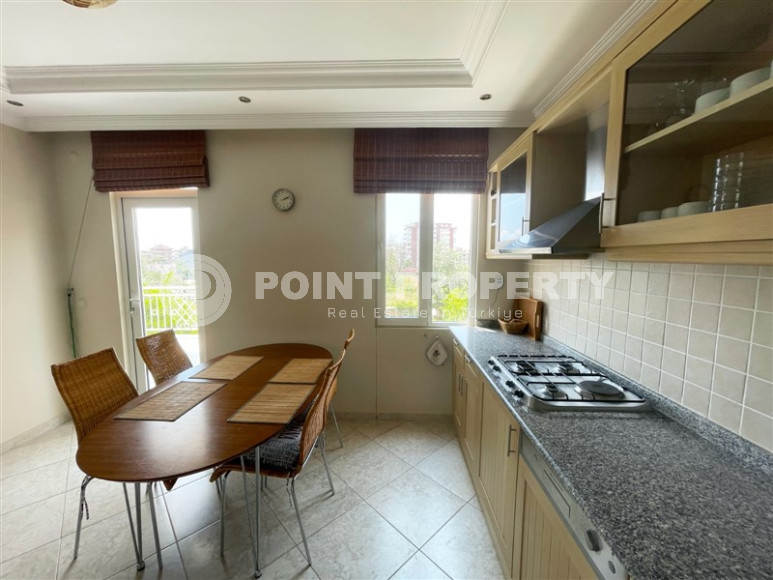 Меблированная трехкомнатная квартира с видом на горы в районе Алании Тосмур-id-1189-фото-38