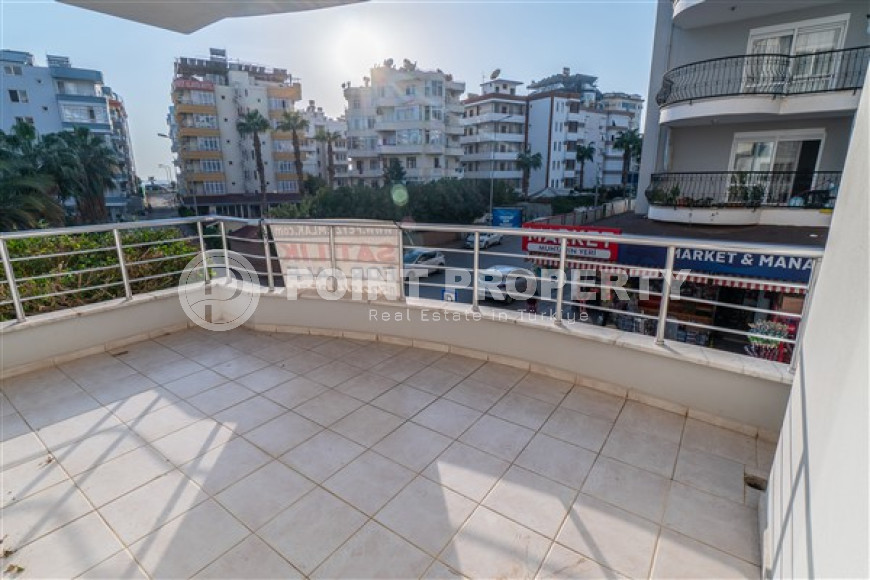 Меблированная квартира с двумя спальнями, 110м² в 100м от моря в районе Тосмур, Алания-id-2283-фото-27