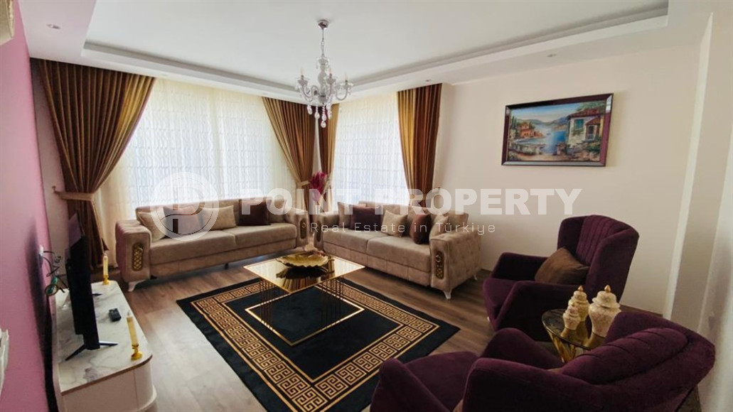 Furnished apartment 2+1 with separate kitchen in an elite residence, 400m from the sea in Mahmutlar 120 sq.m.-id-1191-photo-3
