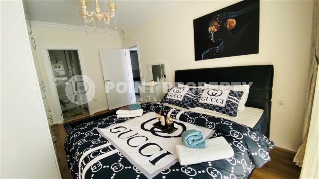 Furnished apartment 2+1 with separate kitchen in an elite residence, 400m from the sea in Mahmutlar 120 sq.m.-id-1191-photo-4