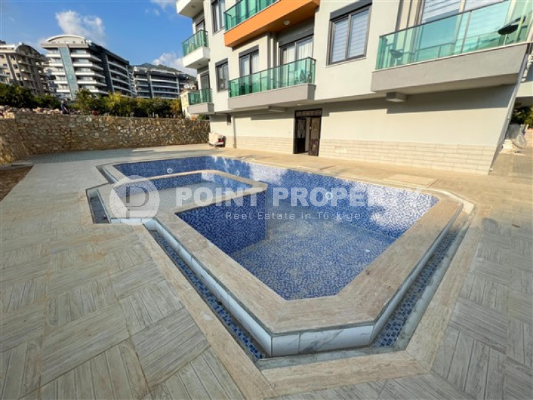 Laconic apartment with 1+1 in a new residential building in Upper Oba, Alanya-id-2288-photo-12