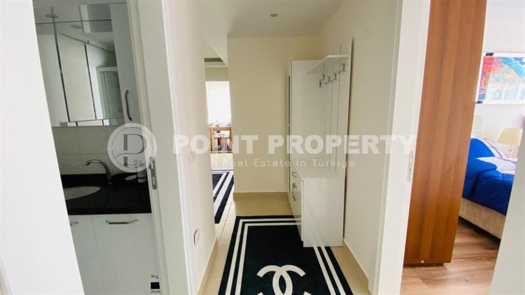 Furnished apartment 2+1 with separate kitchen in an elite residence, 400m from the sea in Mahmutlar 120 sq.m.-id-1191-photo-21