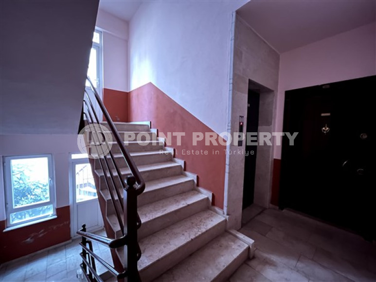 Трехкомнатная квартира, 110м², с отдельной кухней в комплексе с бассейном в центре Алании-id-2291-фото-18