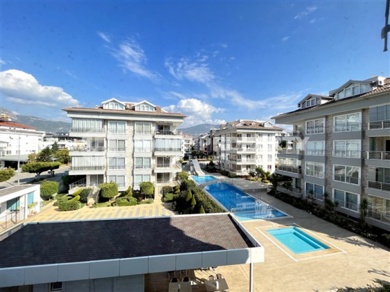 Spacious one-bedroom apartment in a residential complex in Lower Oba district, Alanya-id-2293-photo-1