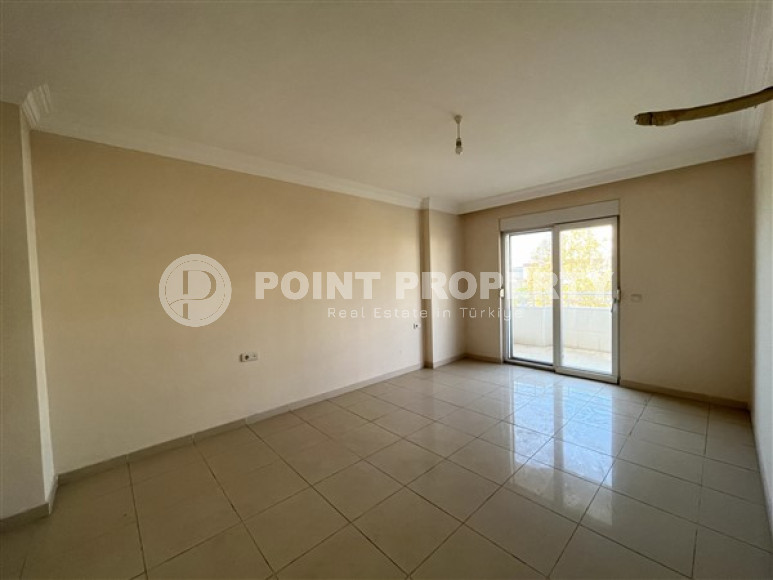 Spacious one-bedroom apartment in a residential complex in Lower Oba district, Alanya-id-2293-photo-5
