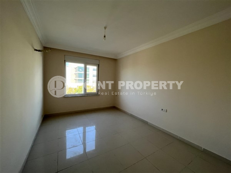 Spacious one-bedroom apartment in a residential complex in Lower Oba district, Alanya-id-2293-photo-6