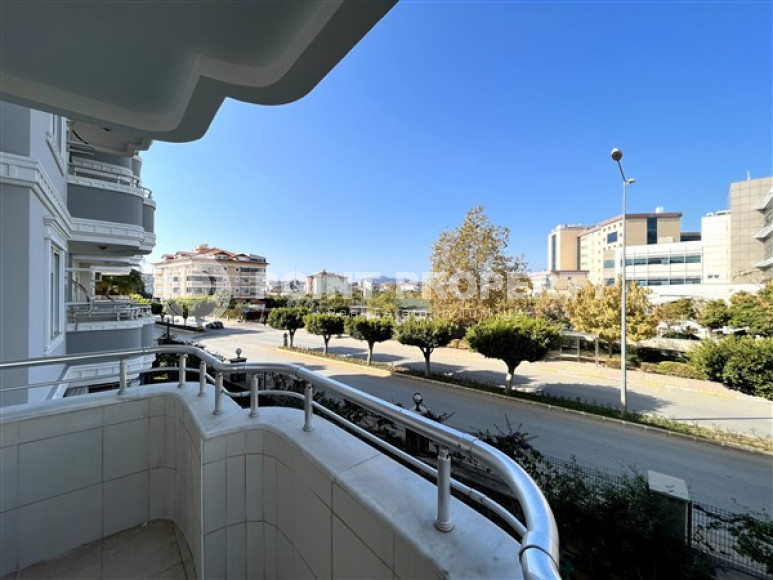 Spacious one-bedroom apartment in a residential complex in Lower Oba district, Alanya-id-2293-photo-11