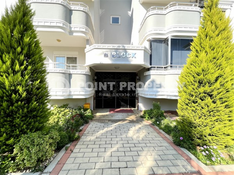 Spacious one-bedroom apartment in a residential complex in Lower Oba district, Alanya-id-2293-photo-15