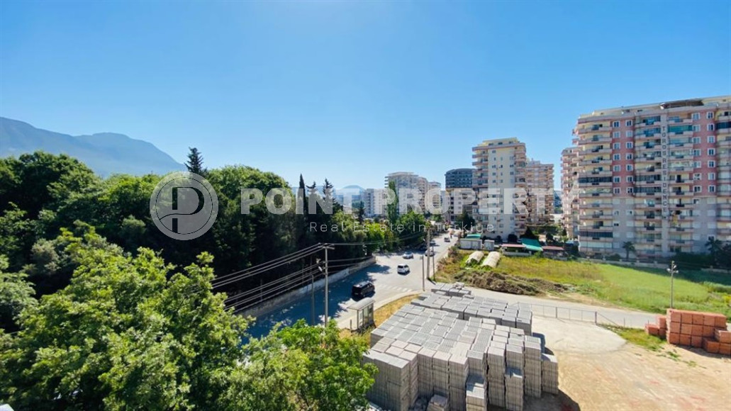 Furnished apartment 2+1 with separate kitchen in an elite residence, 400m from the sea in Mahmutlar 120 sq.m.-id-1191-photo-24