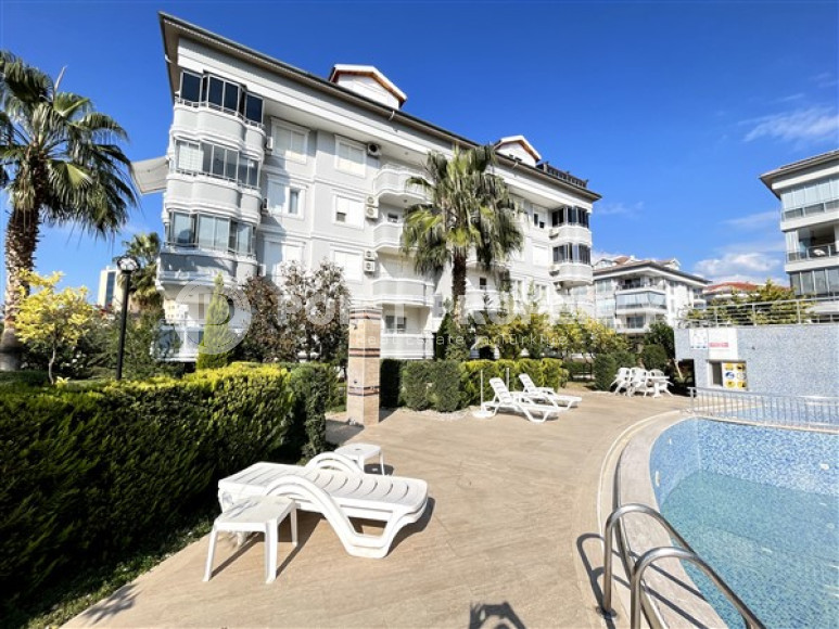 Spacious one-bedroom apartment in a residential complex in Lower Oba district, Alanya-id-2293-photo-18