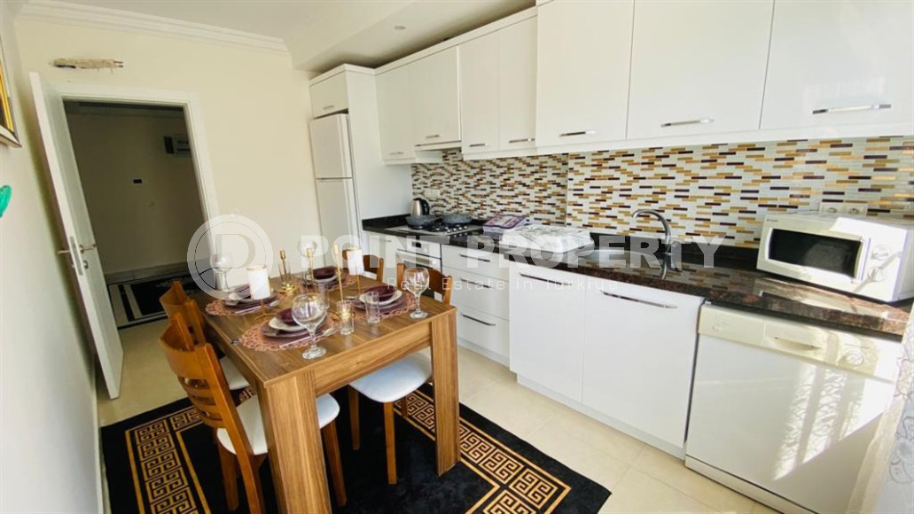 Furnished apartment 2+1 with separate kitchen in an elite residence, 400m from the sea in Mahmutlar 120 sq.m.-id-1191-photo-25