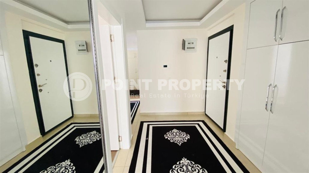 Furnished apartment 2+1 with separate kitchen in an elite residence, 400m from the sea in Mahmutlar 120 sq.m.-id-1191-photo-30