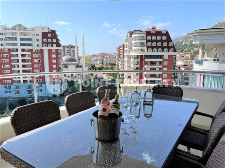Ready to move in, penthouse 5+1, 240m², in a luxury complex in Cikcilli, Alanya-id-2301-photo-7