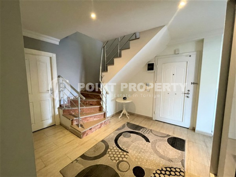 Ready to move in, penthouse 5+1, 240m², in a luxury complex in Cikcilli, Alanya-id-2301-photo-10