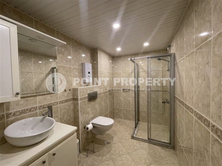 Ready to move in, penthouse 5+1, 240m², in a luxury complex in Cikcilli, Alanya-id-2301-photo-12