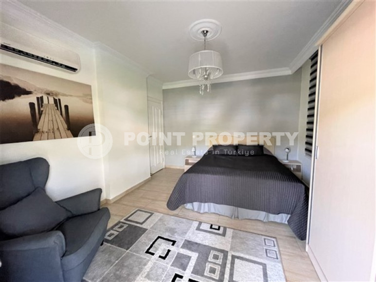 Ready to move in, penthouse 5+1, 240m², in a luxury complex in Cikcilli, Alanya-id-2301-photo-15