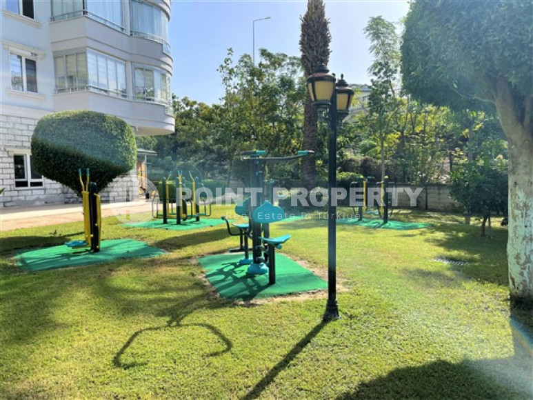 Ready to move in, penthouse 5+1, 240m², in a luxury complex in Cikcilli, Alanya-id-2301-photo-38