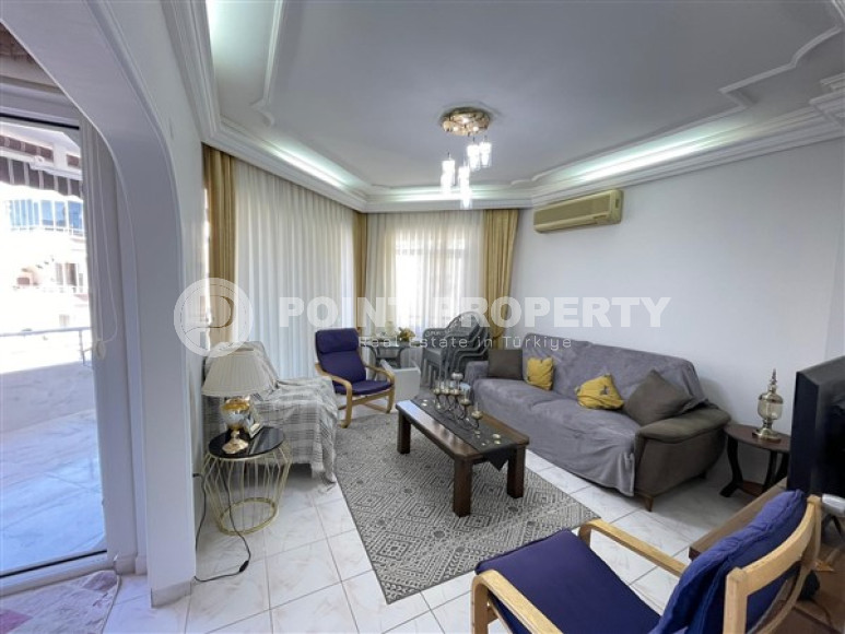 Большая трехкомнатная квартира с отдельной кухней, 110 м², в 100 м от моря в Махмутларе, Аланья-id-2303-фото-2