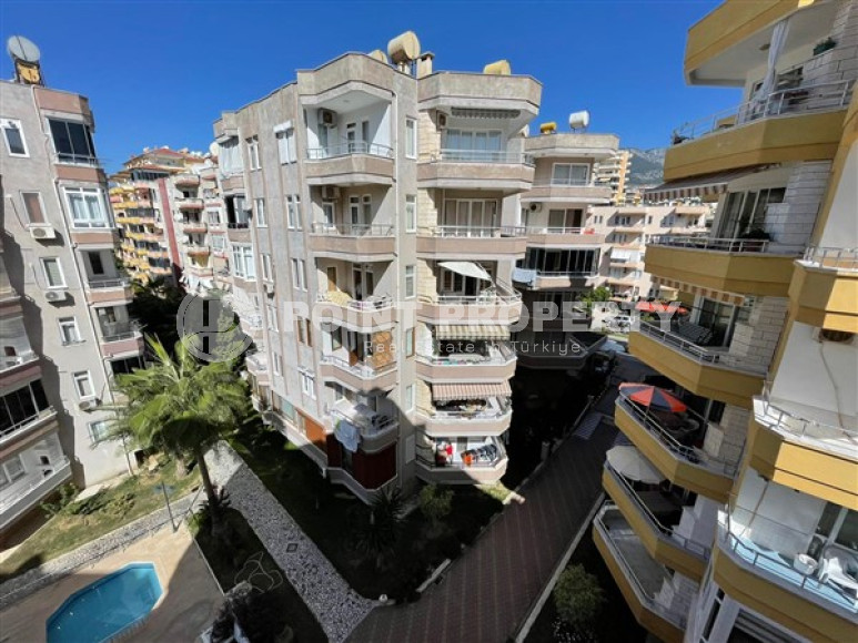 Большая трехкомнатная квартира с отдельной кухней, 110 м², в 100 м от моря в Махмутларе, Аланья-id-2303-фото-17