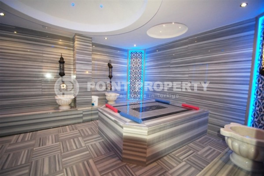 Luxurious five-room apartment in a residential complex with an indoor pool and a large green area, 250 m2-id-2304-photo-19