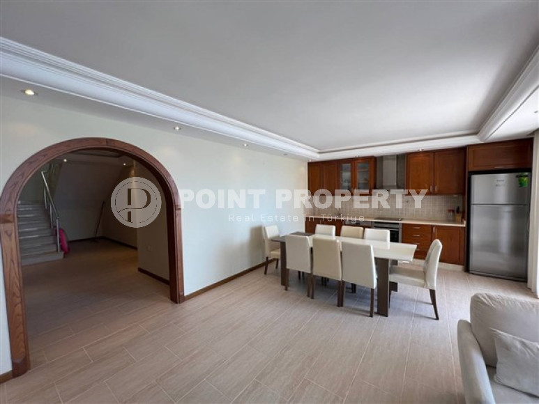 Роскошные, меблированные апартаменты –дуплекс 3+1, площадью 250 м2 с видом на море в Махмутларе, Алания-id-2305-фото-6