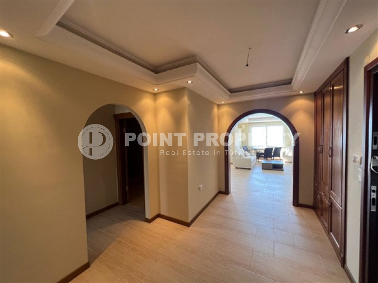 Роскошные, меблированные апартаменты –дуплекс 3+1, площадью 250 м2 с видом на море в Махмутларе, Алания-id-2305-фото-9