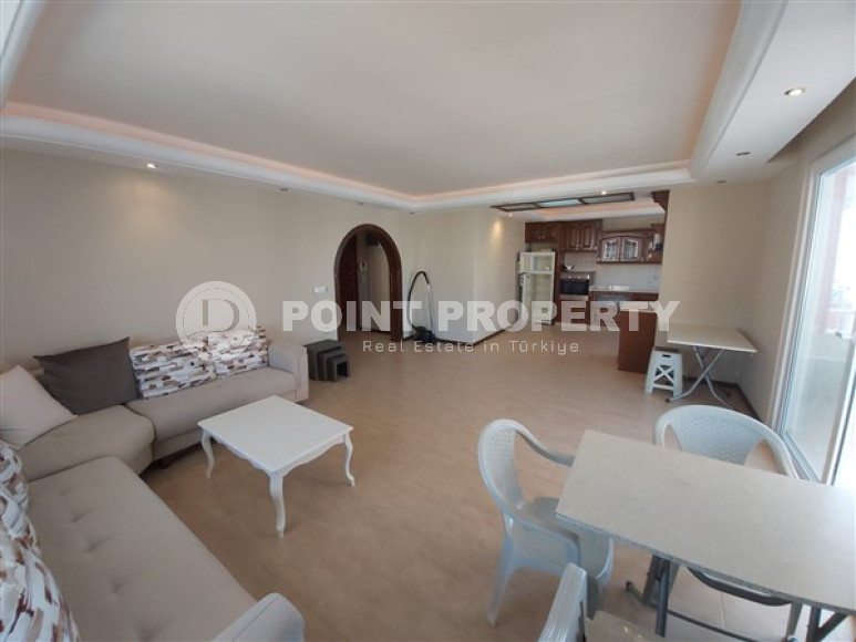 Просторные, меблированные апартаменты 2+1, площадью     140 м² в элитном комплексе в 50 м от моря, район Махмутлар-id-2306-фото-3