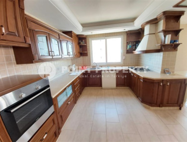 Просторные, меблированные апартаменты 2+1, площадью     140 м² в элитном комплексе в 50 м от моря, район Махмутлар-id-2306-фото-4