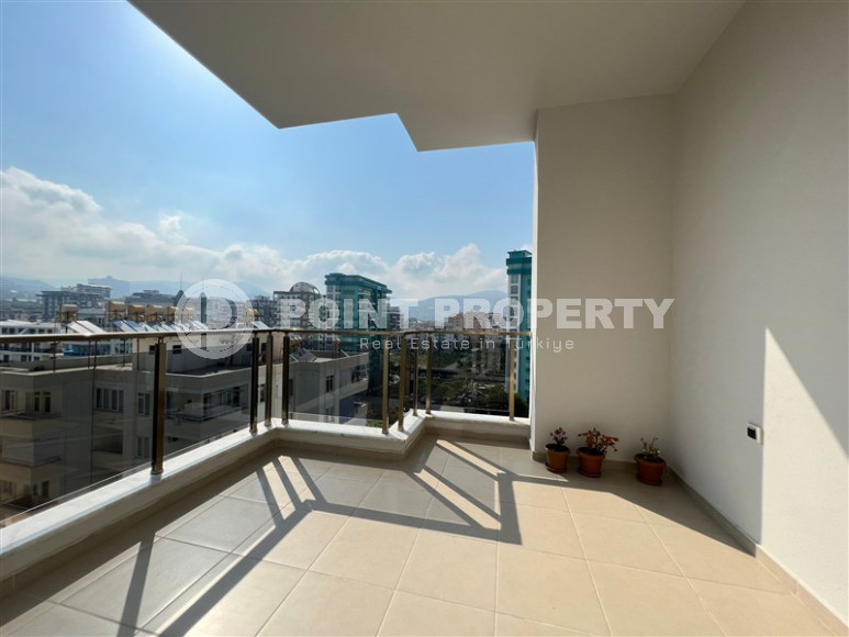 Furnished three-room apartment on the central street of Mahmutlar 150 meters from the sea-id-1194-photo-2