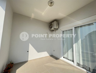 Furnished three-room apartment on the central street of Mahmutlar 150 meters from the sea-id-1194-photo-3