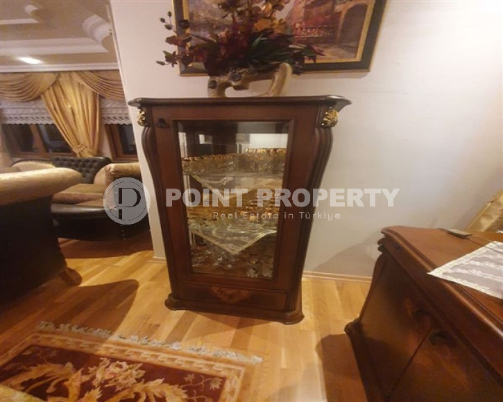 Элегантный пентхаус 4+1, 250м², в доме городского типа в центре Алании, в 550м от моря.-id-2310-фото-7