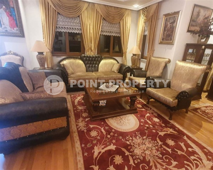 Элегантный пентхаус 4+1, 250м², в доме городского типа в центре Алании, в 550м от моря.-id-2310-фото-8