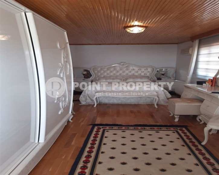 Элегантный пентхаус 4+1, 250м², в доме городского типа в центре Алании, в 550м от моря.-id-2310-фото-19