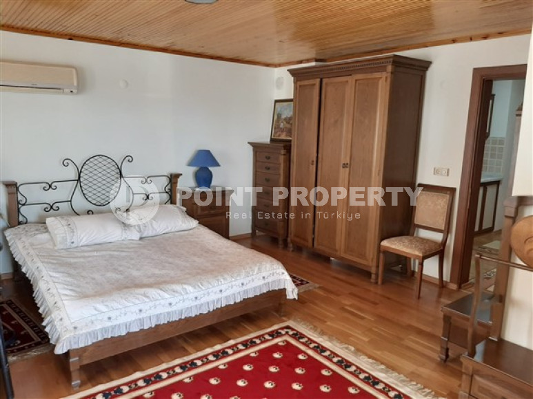 Элегантный пентхаус 4+1, 250м², в доме городского типа в центре Алании, в 550м от моря.-id-2310-фото-22