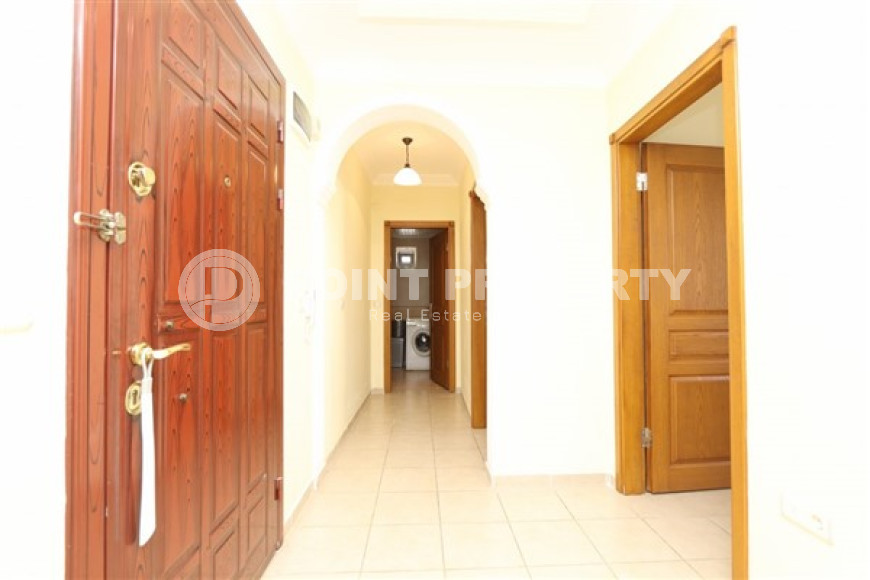 Трехкомнатная меблированная квартира, 90м² в уютном комплексе в 250м от моря в центре Алании-id-2311-фото-8