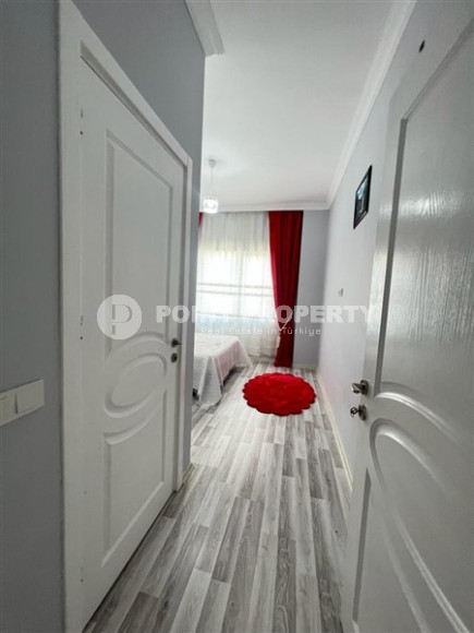 Furnished three-room apartment on the central street of Mahmutlar 150 meters from the sea-id-1194-photo-18